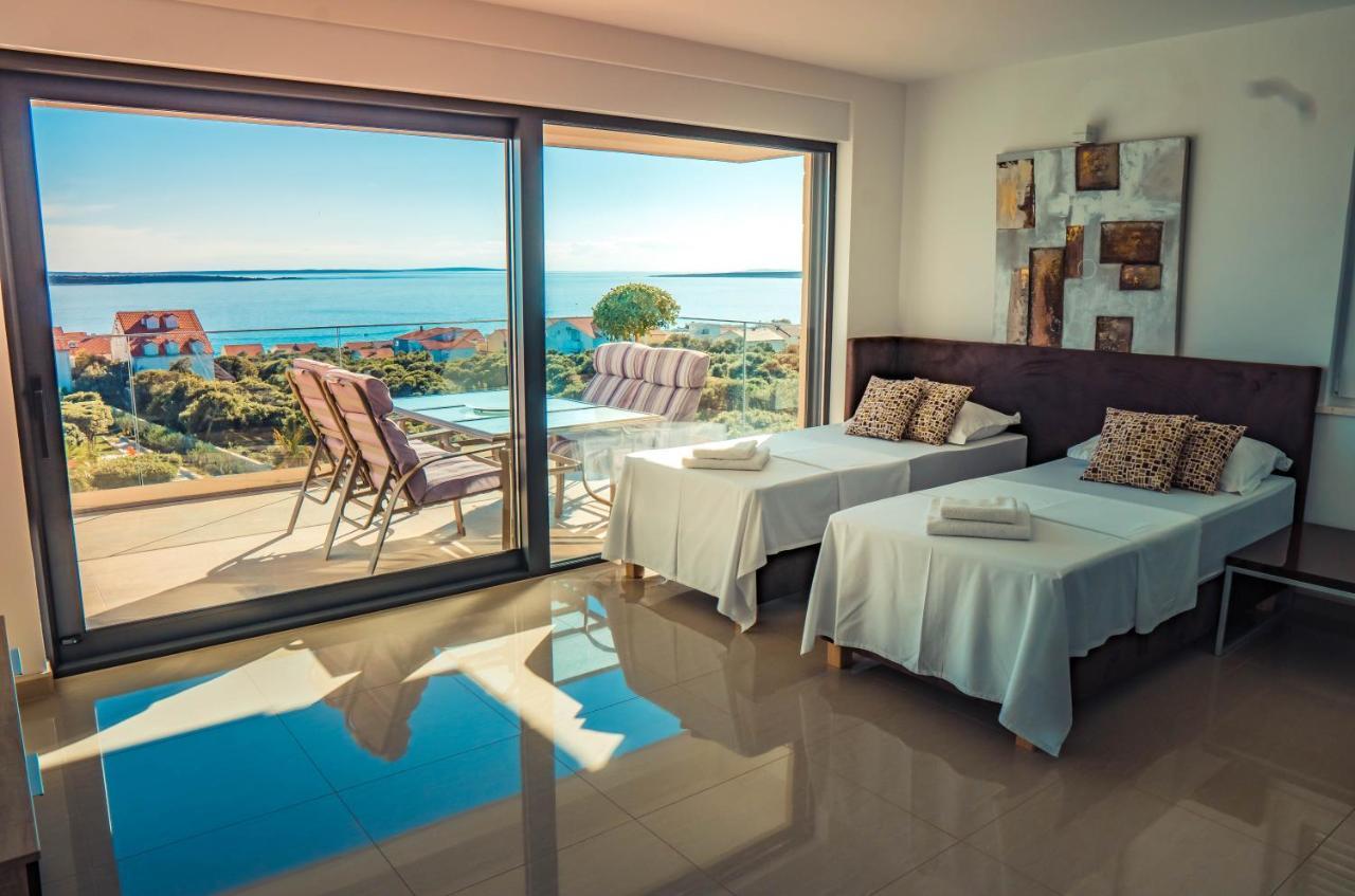 Luxury Apartments White Villa Violeta Мандре Екстериор снимка