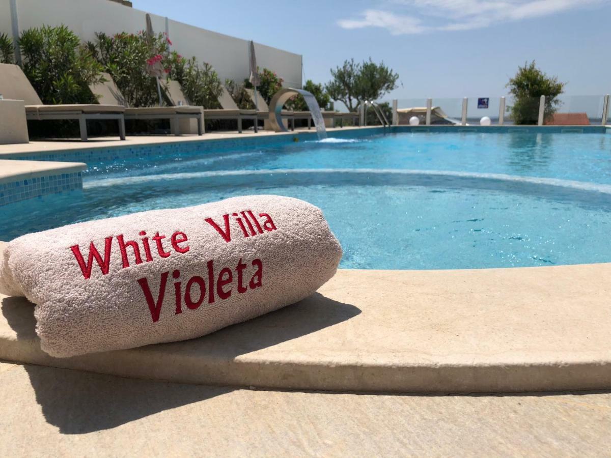 Luxury Apartments White Villa Violeta Мандре Екстериор снимка