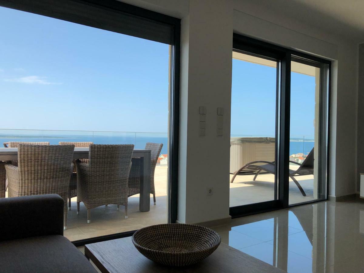 Luxury Apartments White Villa Violeta Мандре Екстериор снимка