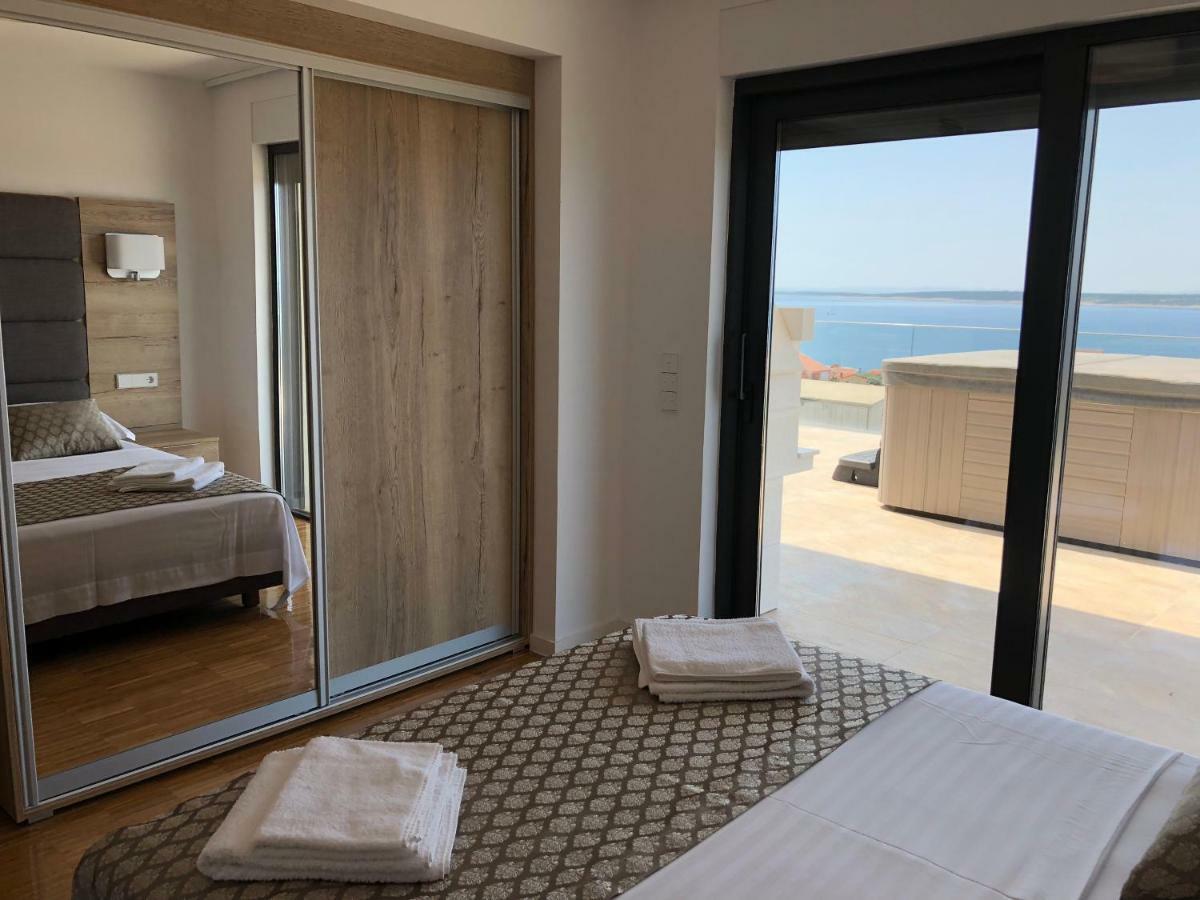 Luxury Apartments White Villa Violeta Мандре Екстериор снимка